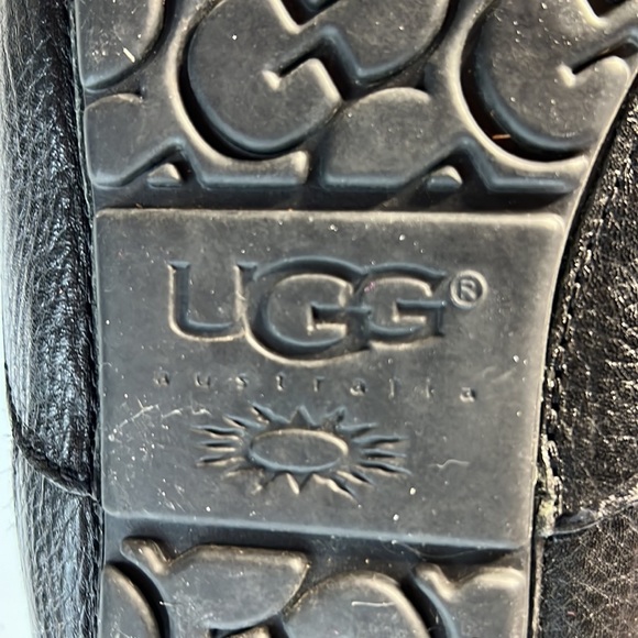 Ugg Men’s Ascot Leather Slipper WORN ONCE around house! Size 10 - Picture 15 of 15